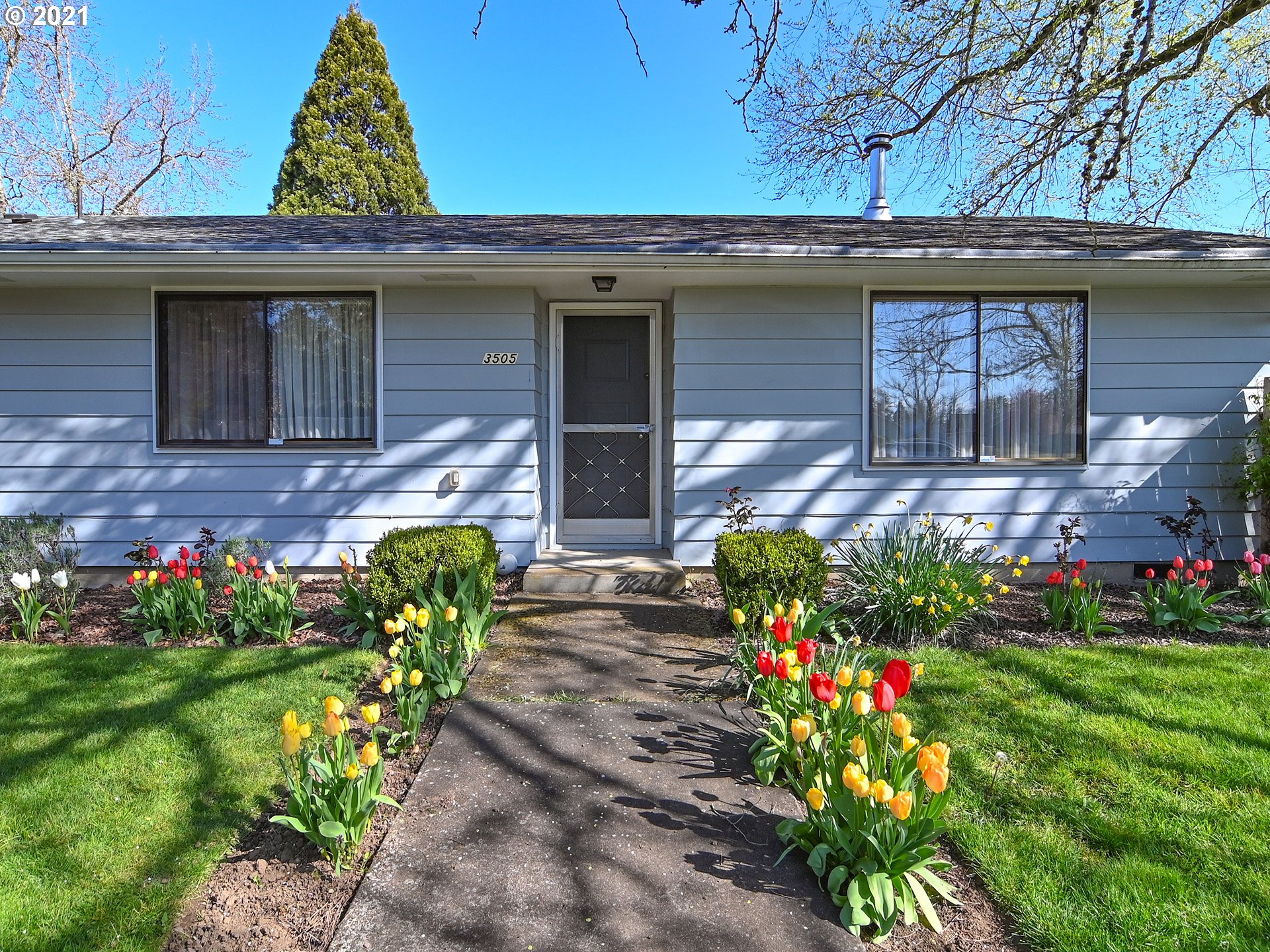 3505 Harlow Road Eugene, OR 97401 - Photo 4 of 32 Gallery Image 4