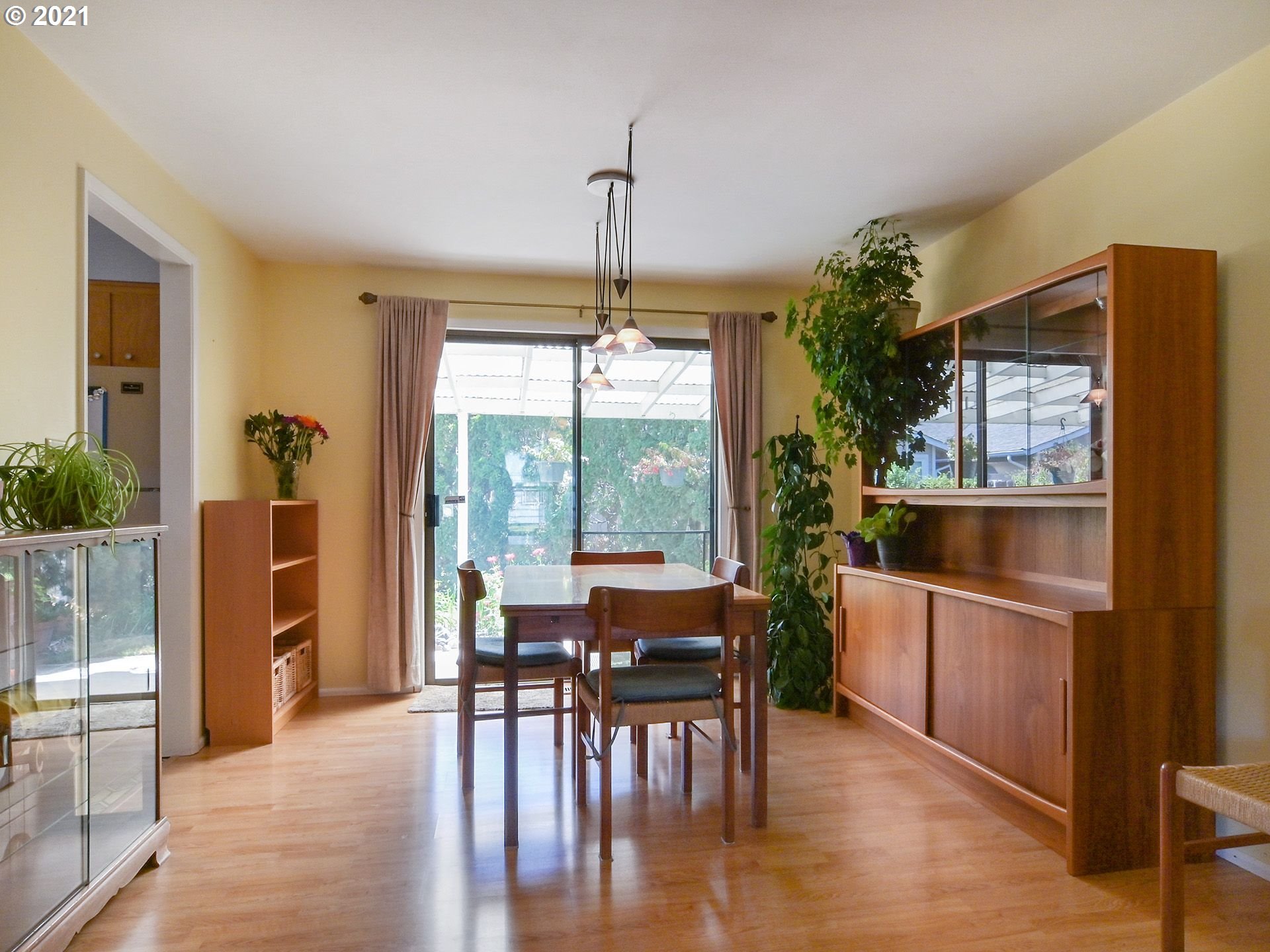 3505 Harlow Road Eugene, OR 97401 - Photo 8 of 32 Gallery Image 8