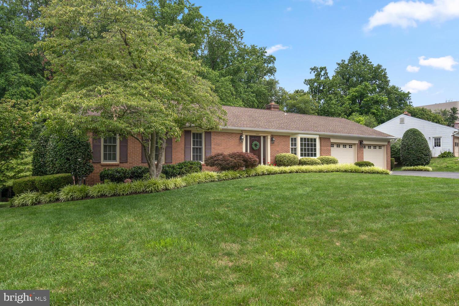 2404 Falling Creek Road Silver Spring, MD 20904 - Photo 4 of 47 Front