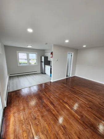 $1,400 | 2304 Hamilton Avenue, Unit 11, Atlantic City, NJ 08401