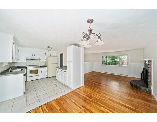 58 Spring Street Plympton, MA 02367 - Photo 4 of 19 Gallery Image 4