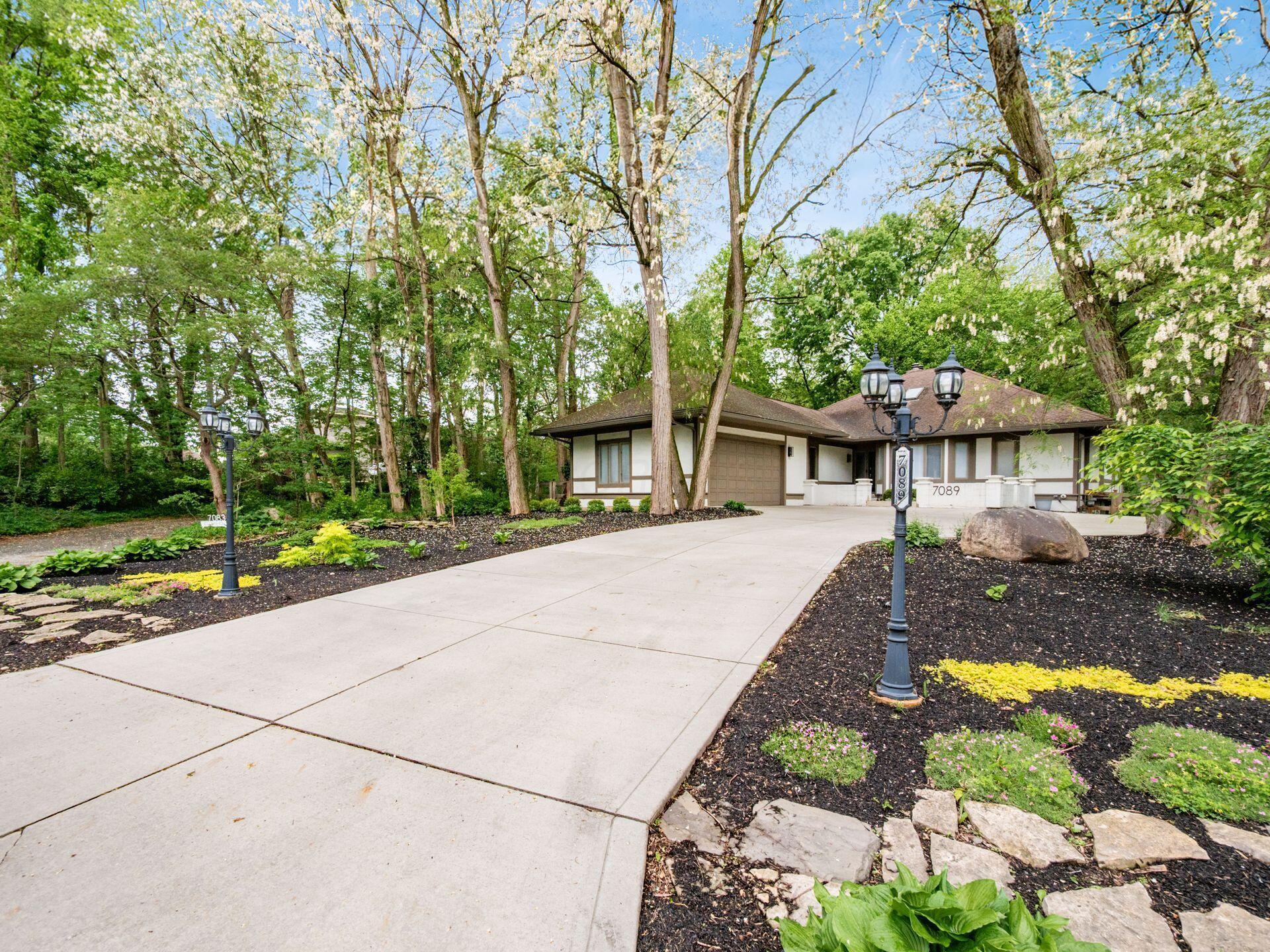7089 Cooper Road Columbus, OH 43231 - Photo 2 of 52