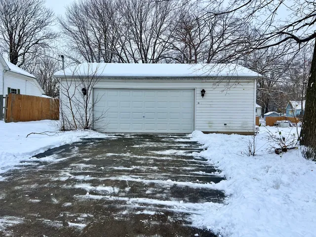 $17,000 | 35 Schultz Street, Danville, IL 61832