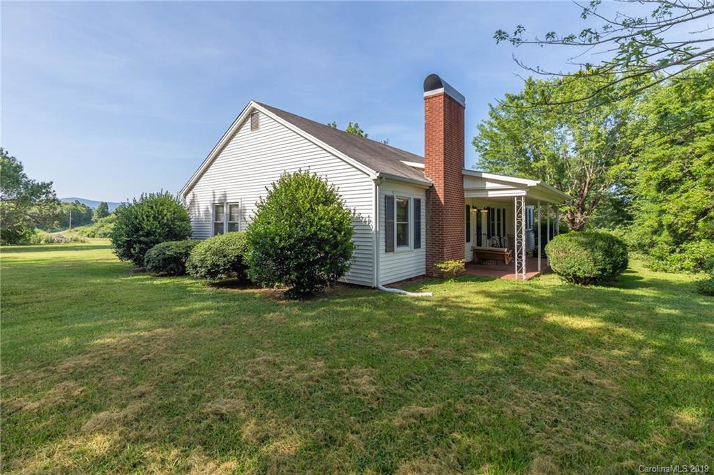 1973 Jamestown Road Morganton, NC 28655 - Photo 2 of 25 Gallery Image 2