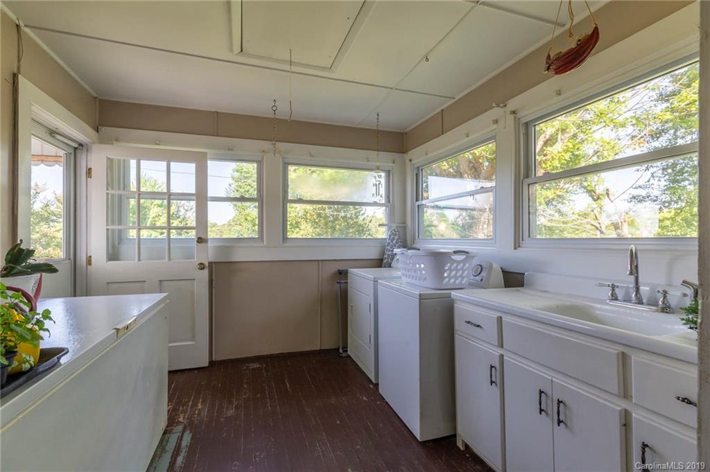1973 Jamestown Road Morganton, NC 28655 - Photo 20 of 25 Gallery Image 20
