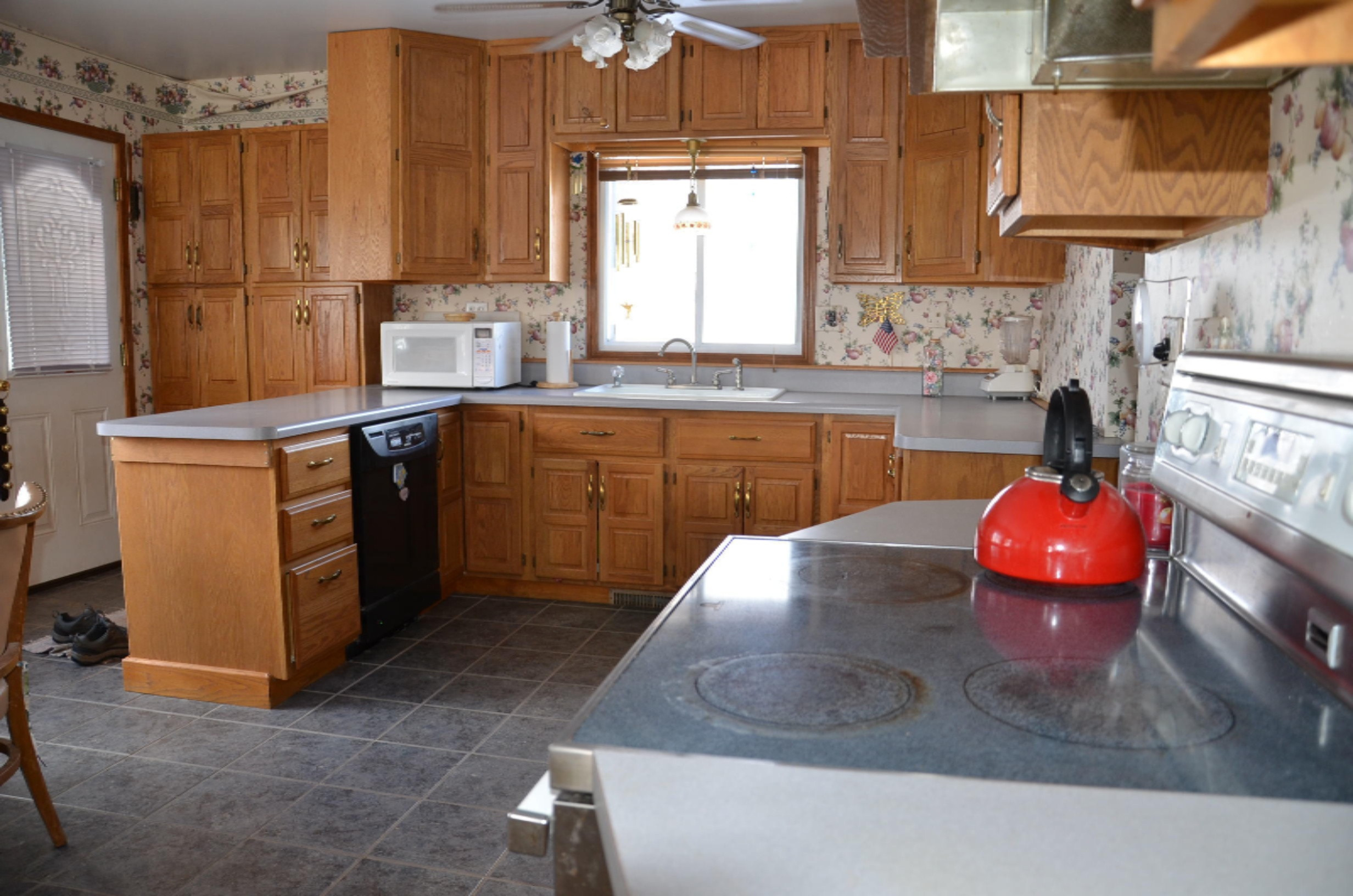 8625 Milo Road Delton, MI 49046 - Photo 8 of 31 Kitchen