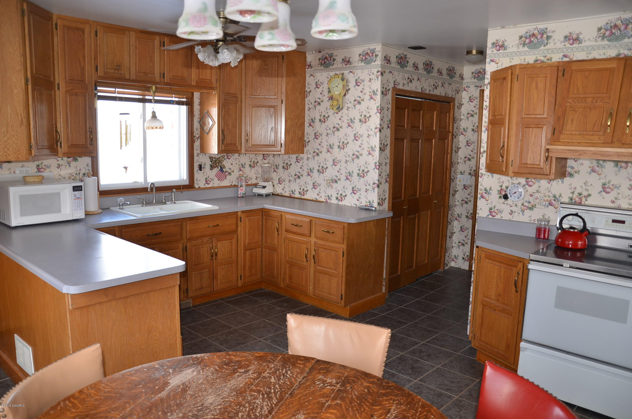 8625 Milo Road Delton, MI 49046 - Photo 9 of 31 DSC_8949.JPG