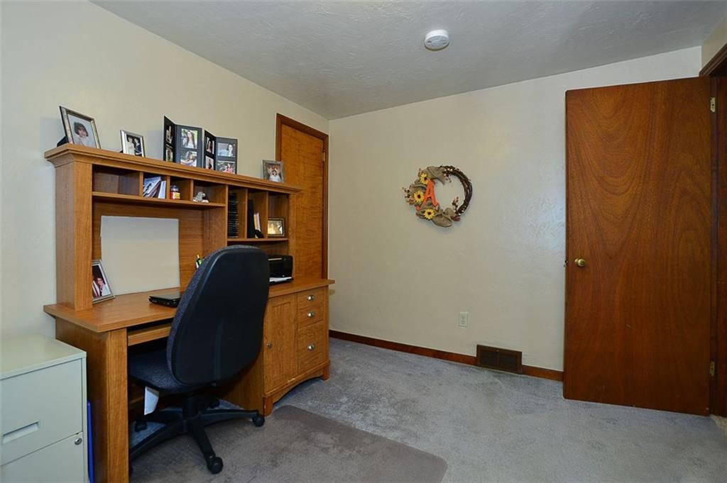 637 Nicholson Road Sewickley, PA 15143 - Photo 13 of 25 Gallery Image 13