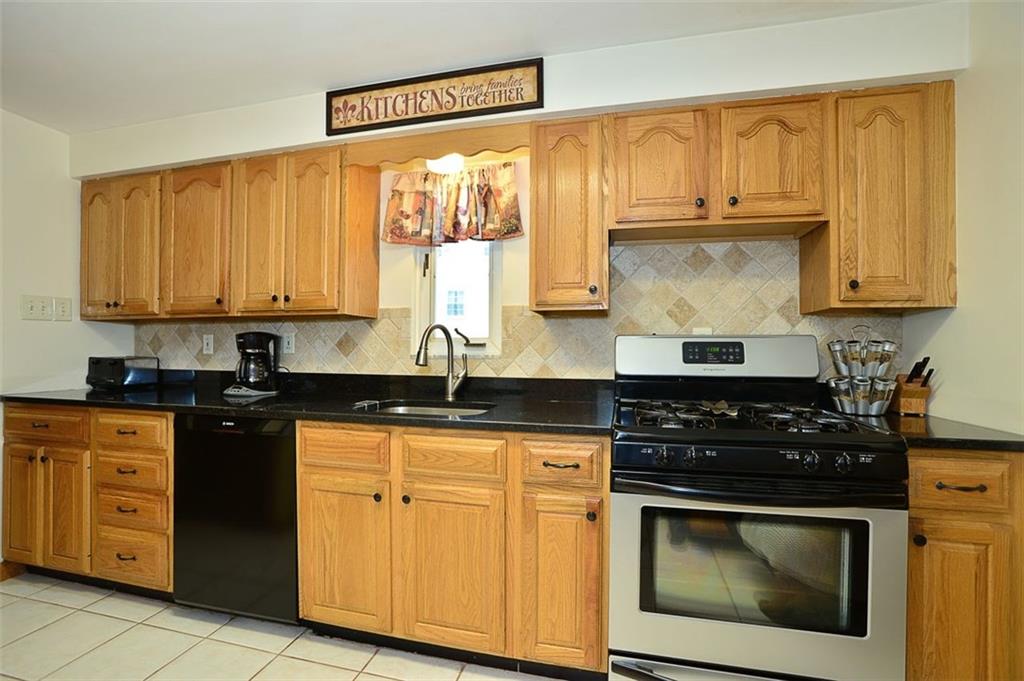 637 Nicholson Road Sewickley, PA 15143 - Photo 7 of 25 Gallery Image 7