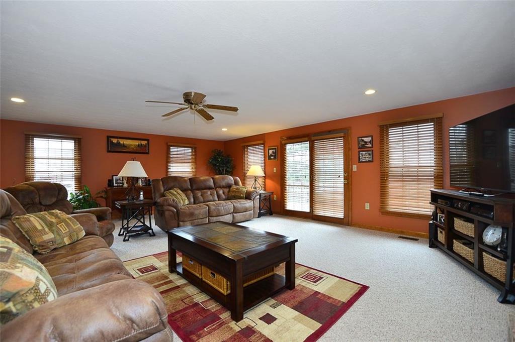 637 Nicholson Road Sewickley, PA 15143 - Photo 9 of 25 Gallery Image 9