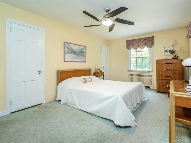 $1,299,000 | 43 Amherst Road, Port Washington, NY 11050