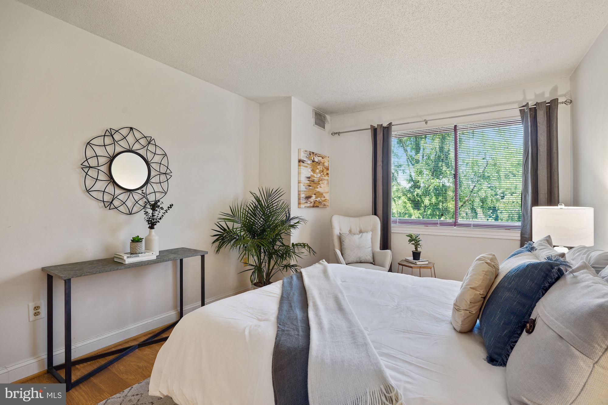 2301 N Street Northwest, Unit 402 Washington, DC 20037 - Photo 17 of 33