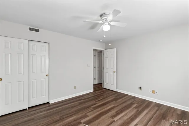 $300,000 | 117 East Clinton Place, Unit 7, Kirkwood, MO 63122