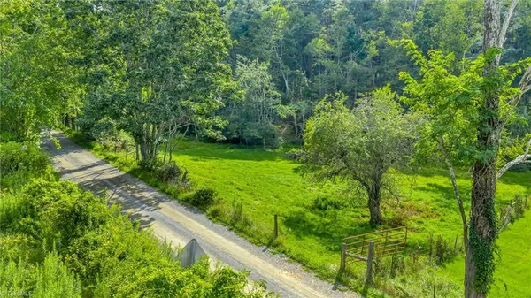 $1,577,200 | Tbd Murphy Bend Road, Ennice, NC 28623