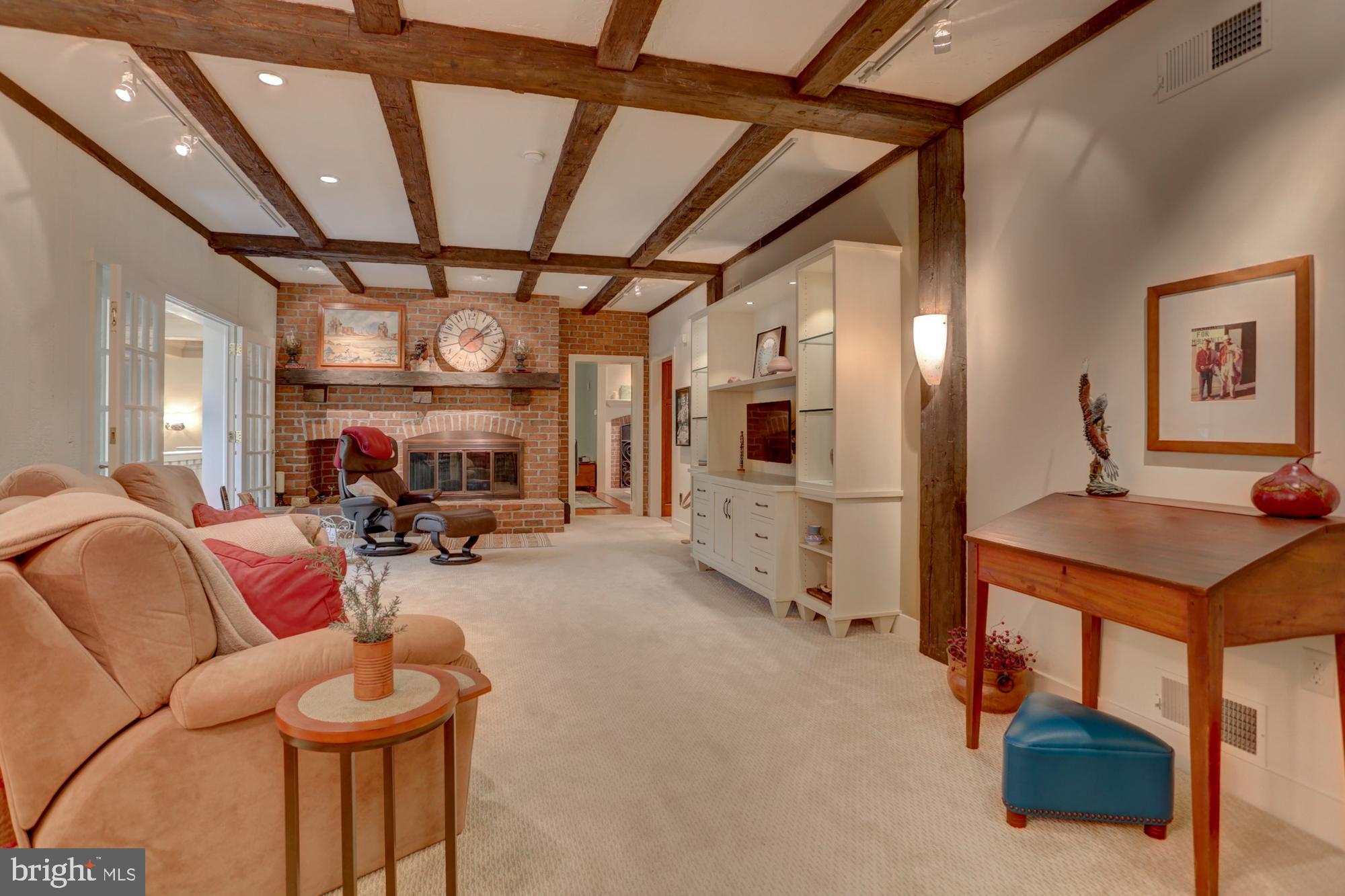 2601 Old Orchard Road Lancaster, PA 17601 - Photo 14 of 59 2nd family room