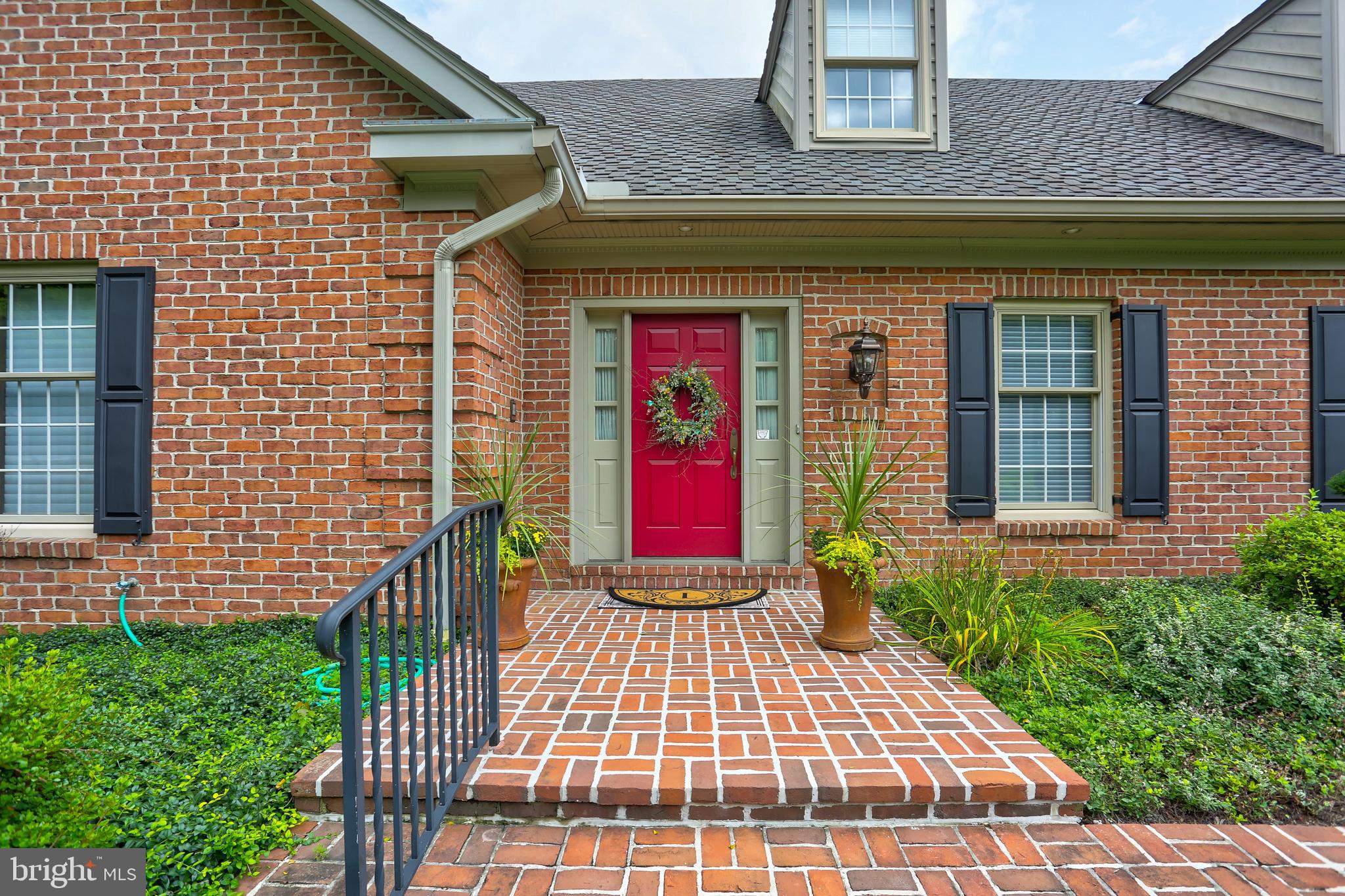 2601 Old Orchard Road Lancaster, PA 17601 - Photo 56 of 59 Front door