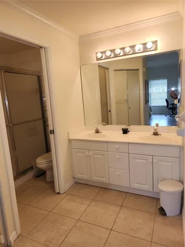 $2,000 | 6566 Fairway Gardens Drive, Bradenton, FL 34203