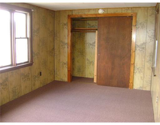 394 Cony Road Augusta, ME 04330 - Photo 5 of 12 Living Room.