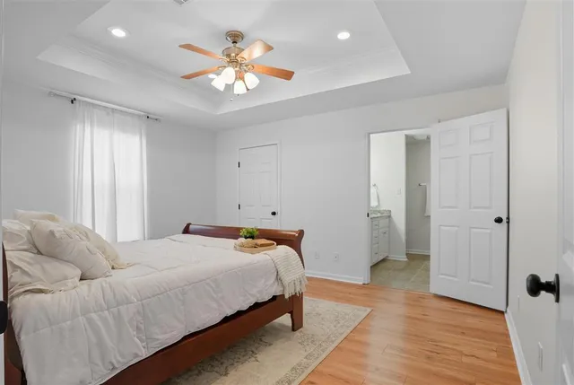 $289,500 | 2613 East Robinwood Drive, Lake Charles, LA 70611