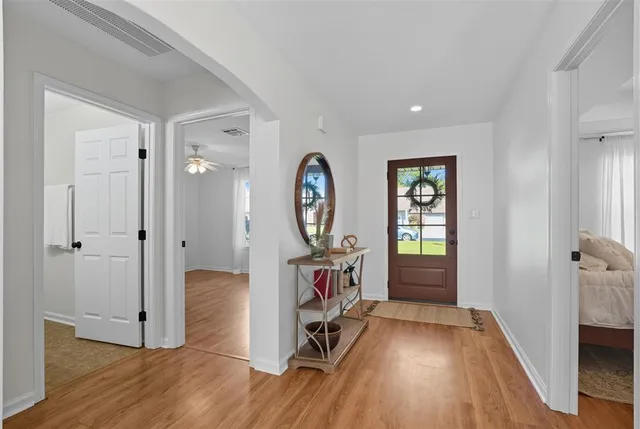 $289,500 | 2613 East Robinwood Drive, Lake Charles, LA 70611