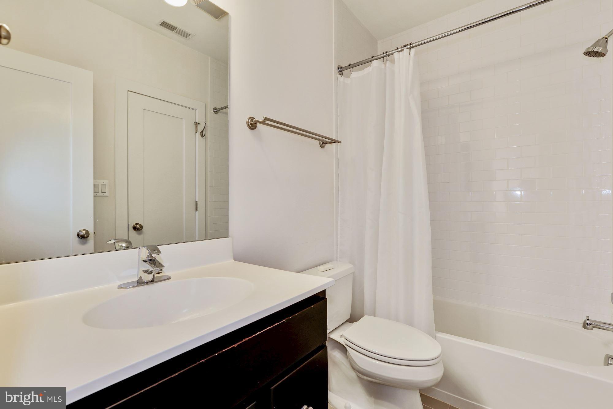 6208 Madawaska Road Bethesda, MD 20816 - Photo 24 of 38 Gallery Image 24