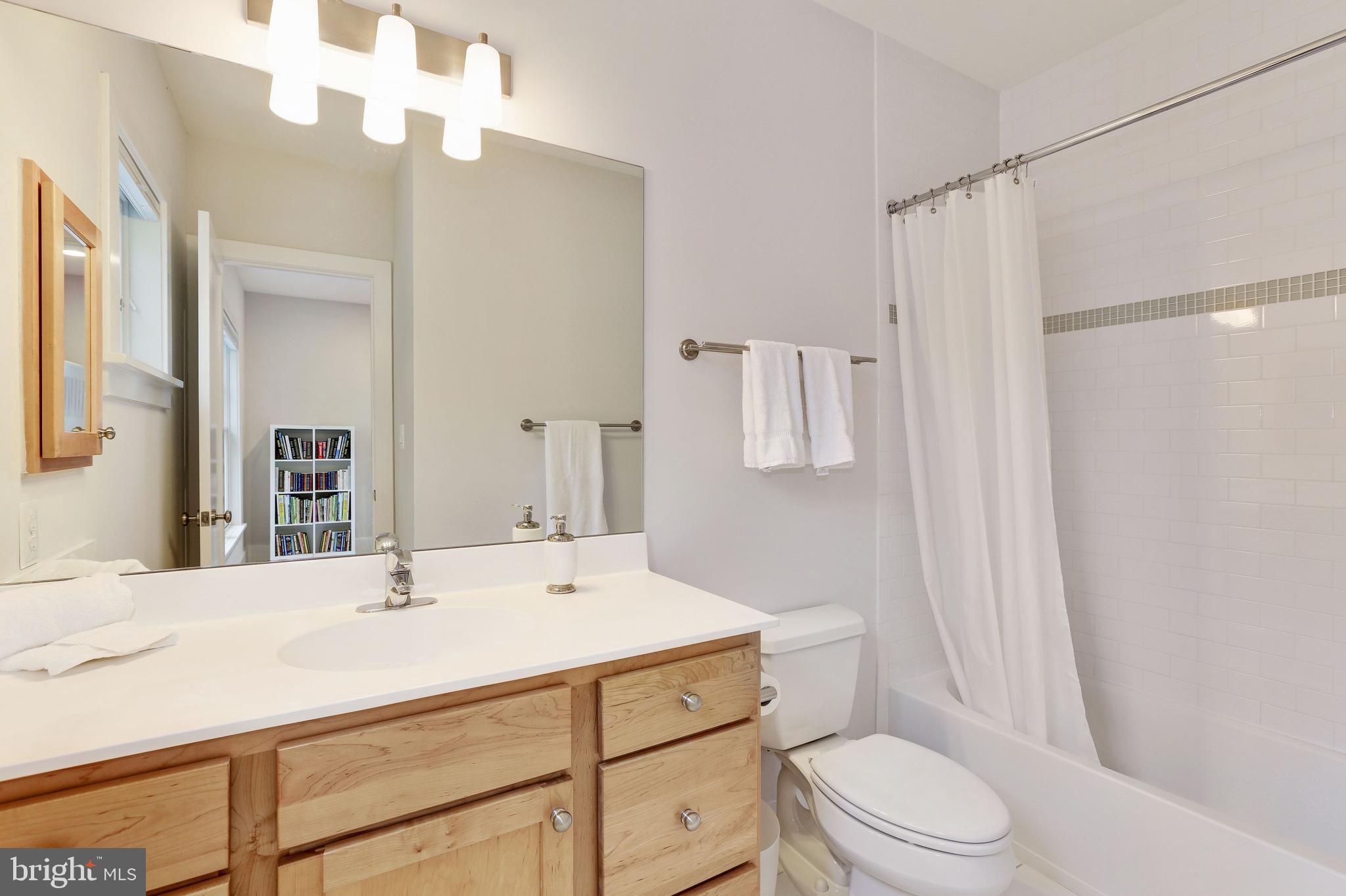 6208 Madawaska Road Bethesda, MD 20816 - Photo 27 of 38 Gallery Image 27