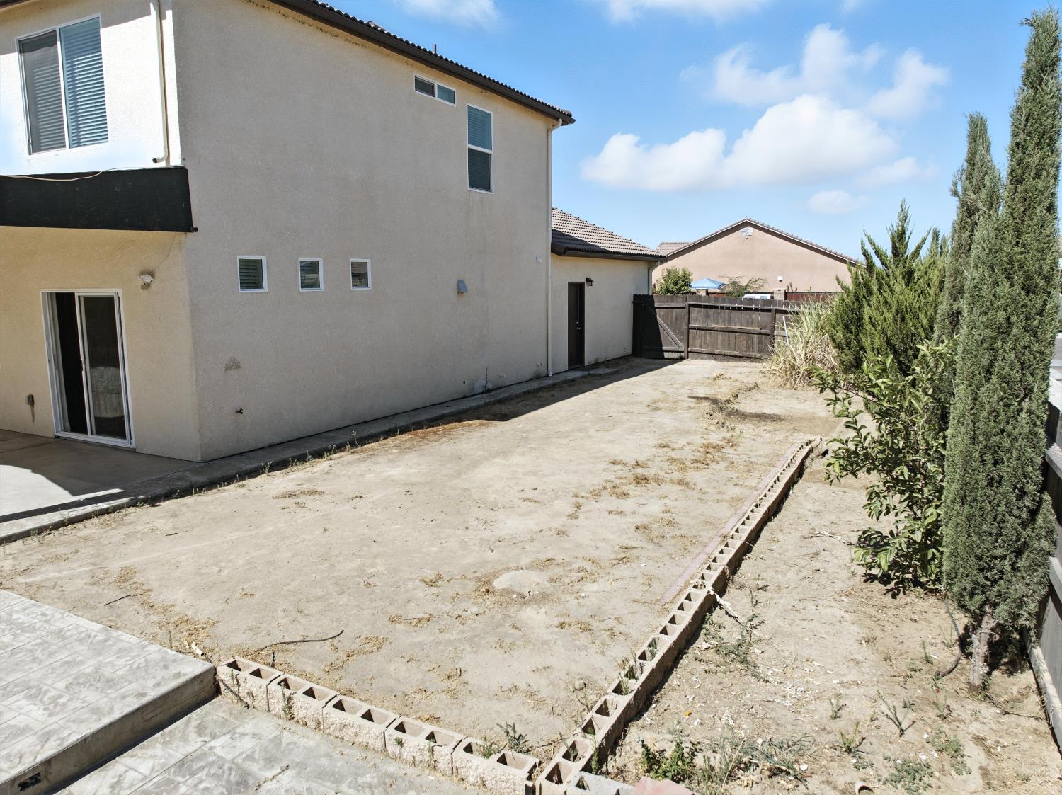 1732 Cleveland Street Selma, CA 93662 - Photo 21 of 24