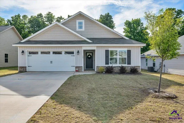 $259,900 | 137 Red Tail Circle, Byron, GA 31008