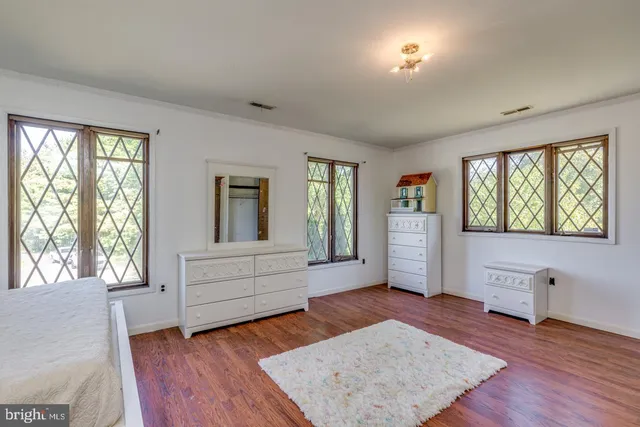 $1,900,000 | 740 Garwood Road, Moorestown, NJ 08057