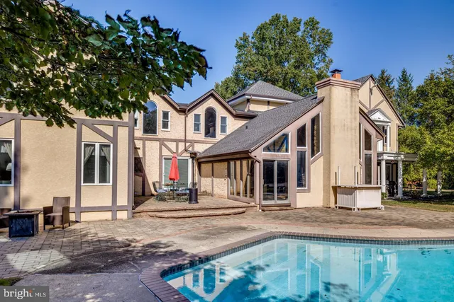 $1,900,000 | 740 Garwood Road, Moorestown, NJ 08057