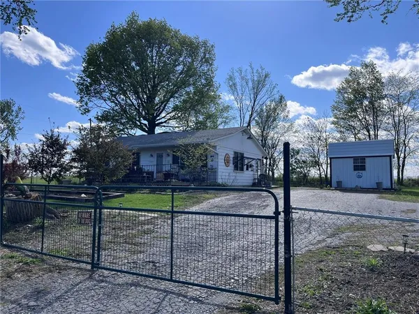 $210,000 | 11508 Northeast Highway 69, Cameron, MO 64429