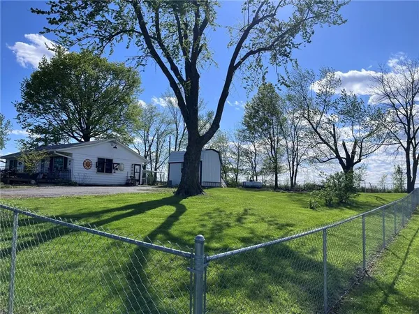 $210,000 | 11508 Northeast Highway 69, Cameron, MO 64429