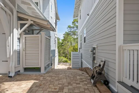 $975,000 | 33 Emerald Beach Way, Santa Rosa Beach, FL 32459