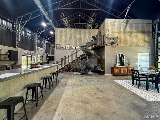 $1,499,000 | 709 Eberhardt Lane, De Soto, MO 63020