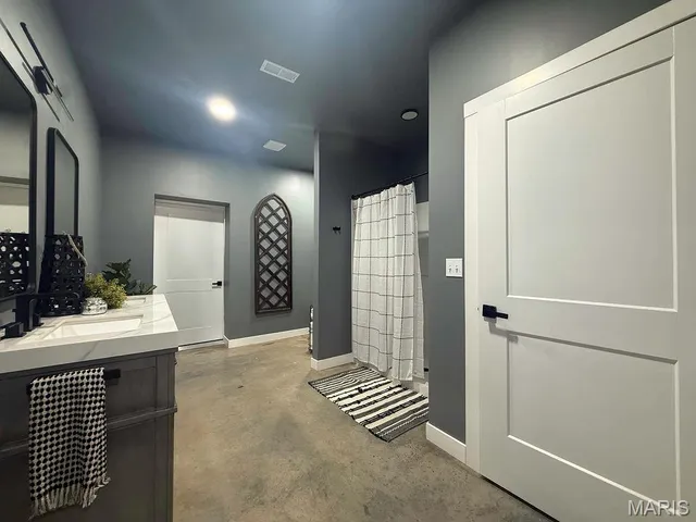 $1,499,000 | 709 Eberhardt Lane, De Soto, MO 63020