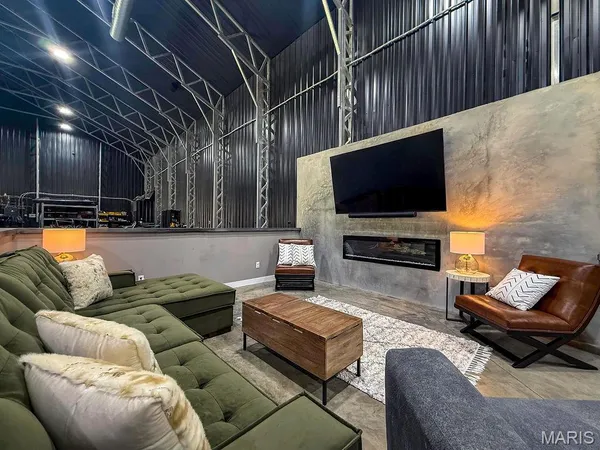 $1,449,000 | 709 Eberhardt Lane, De Soto, MO 63020