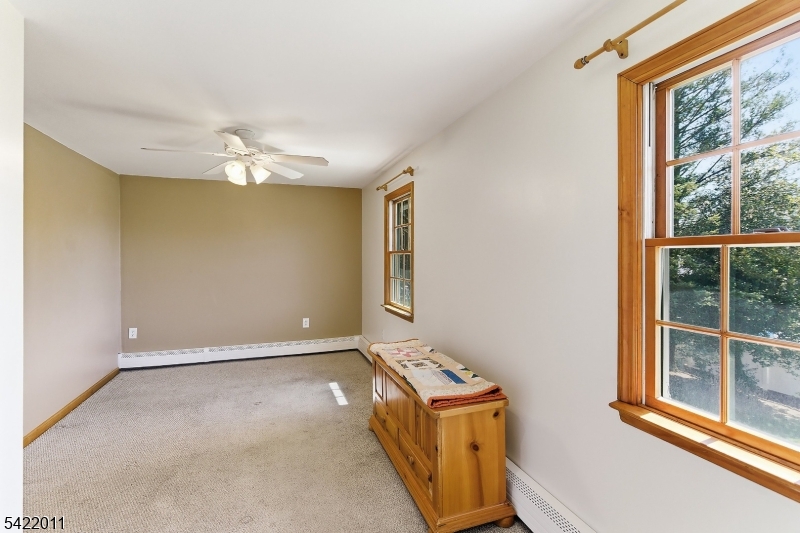 8 Woodlot Road Wayne, NJ 07470 - Photo 7 of 17