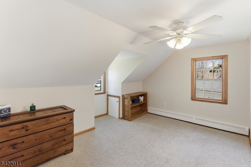 8 Woodlot Road Wayne, NJ 07470 - Photo 8 of 17