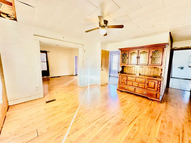 $48,000 | 907 South Bloomington Street, Streator, IL 61364