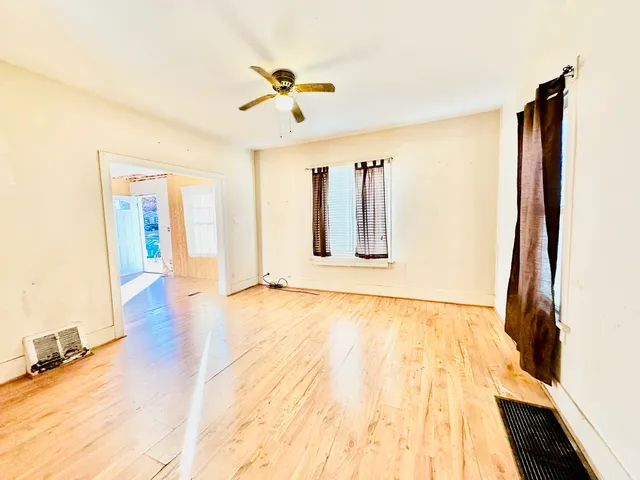 $48,000 | 907 South Bloomington Street, Streator, IL 61364