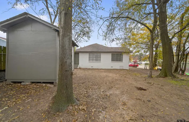 $189,000 | 1004 North Grand Avenue, Tyler, TX 75702