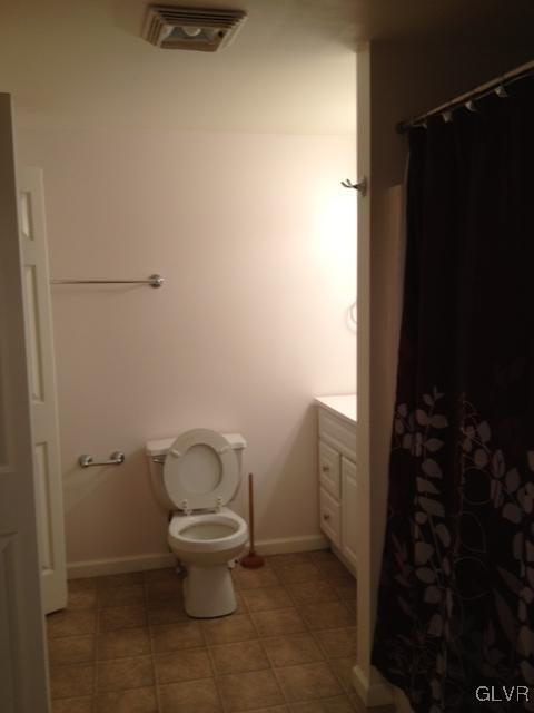6219 Hickory Road Slatington, PA 18080 - Photo 8 of 13 Gallery Image 8