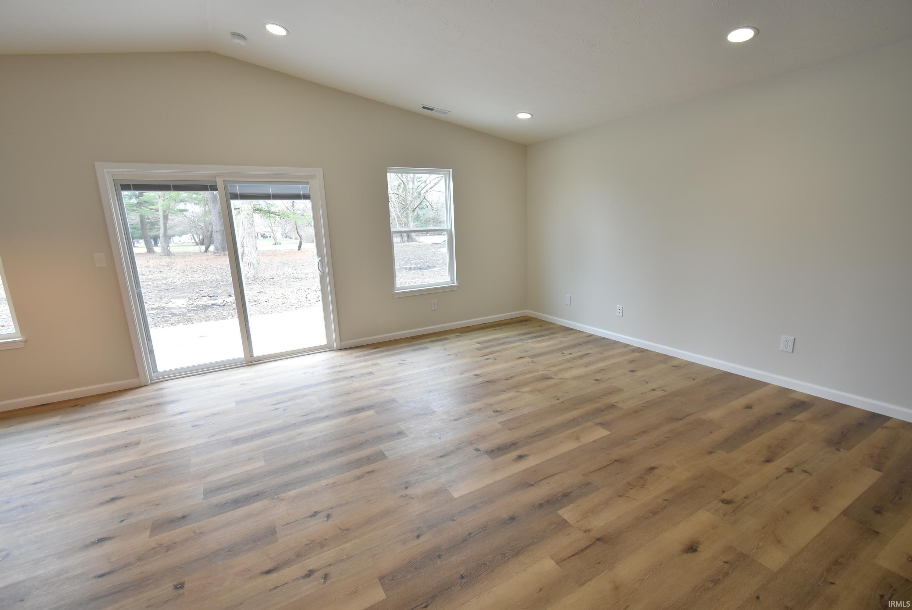 994 East 8th Street Fowler, IN 47944 - Photo 14 of 34