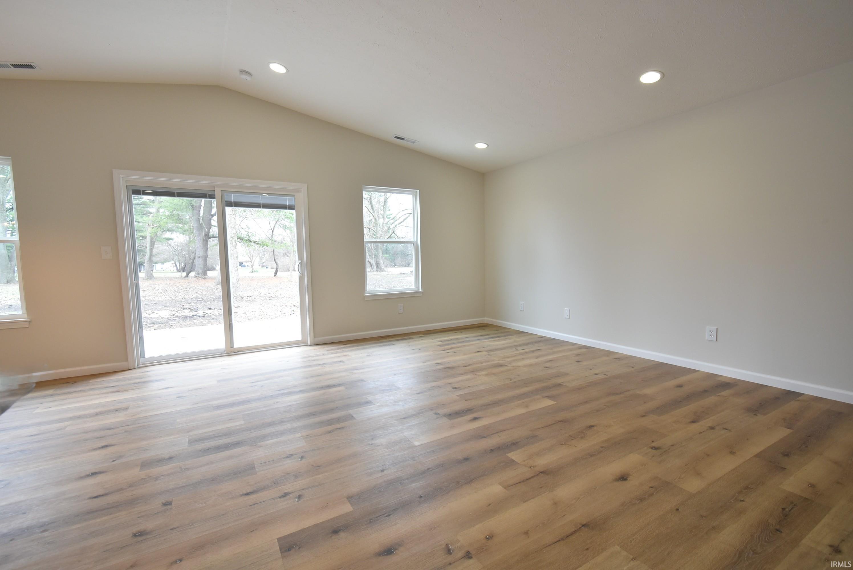 994 East 8th Street Fowler, IN 47944 - Photo 15 of 34