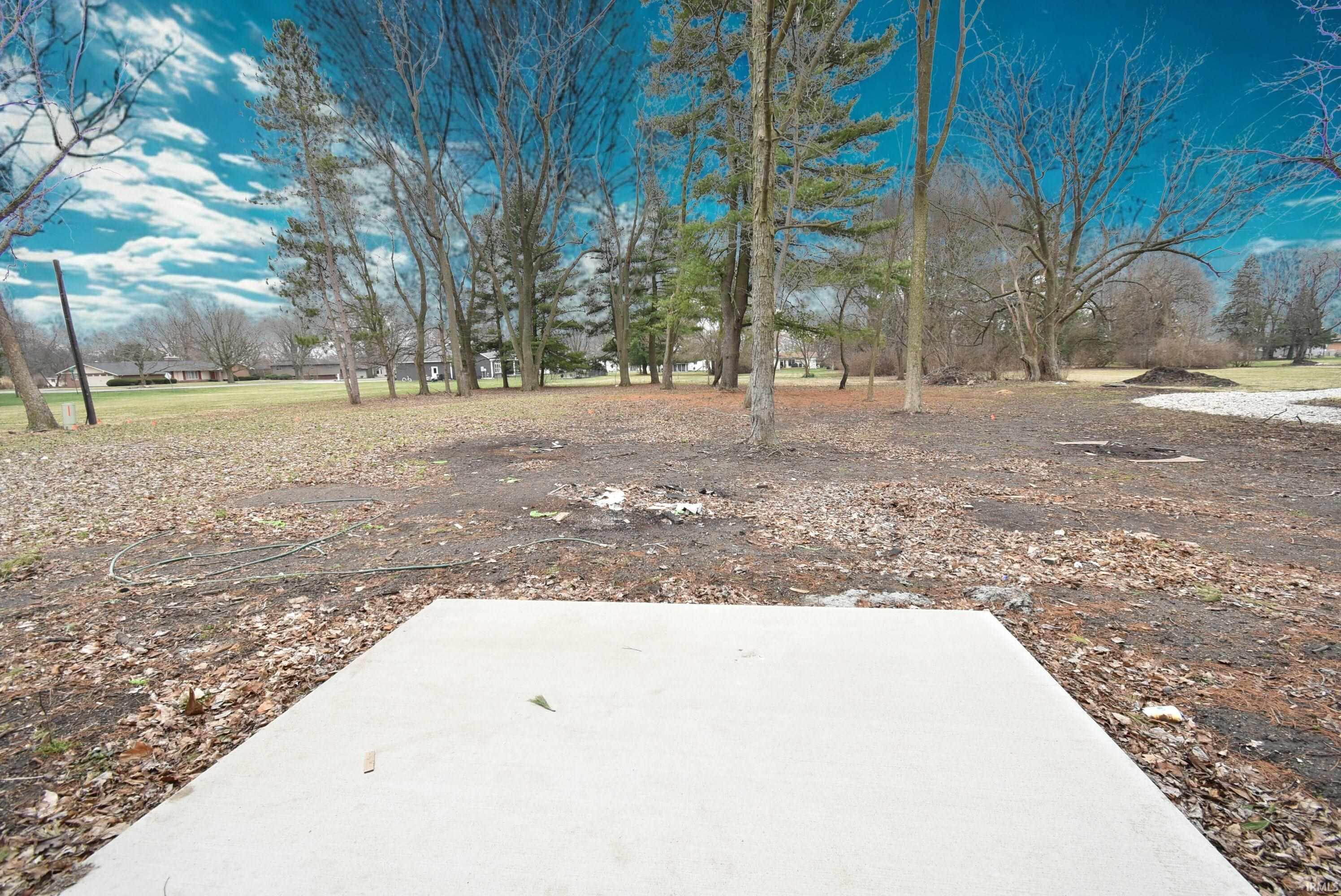 994 East 8th Street Fowler, IN 47944 - Photo 3 of 34