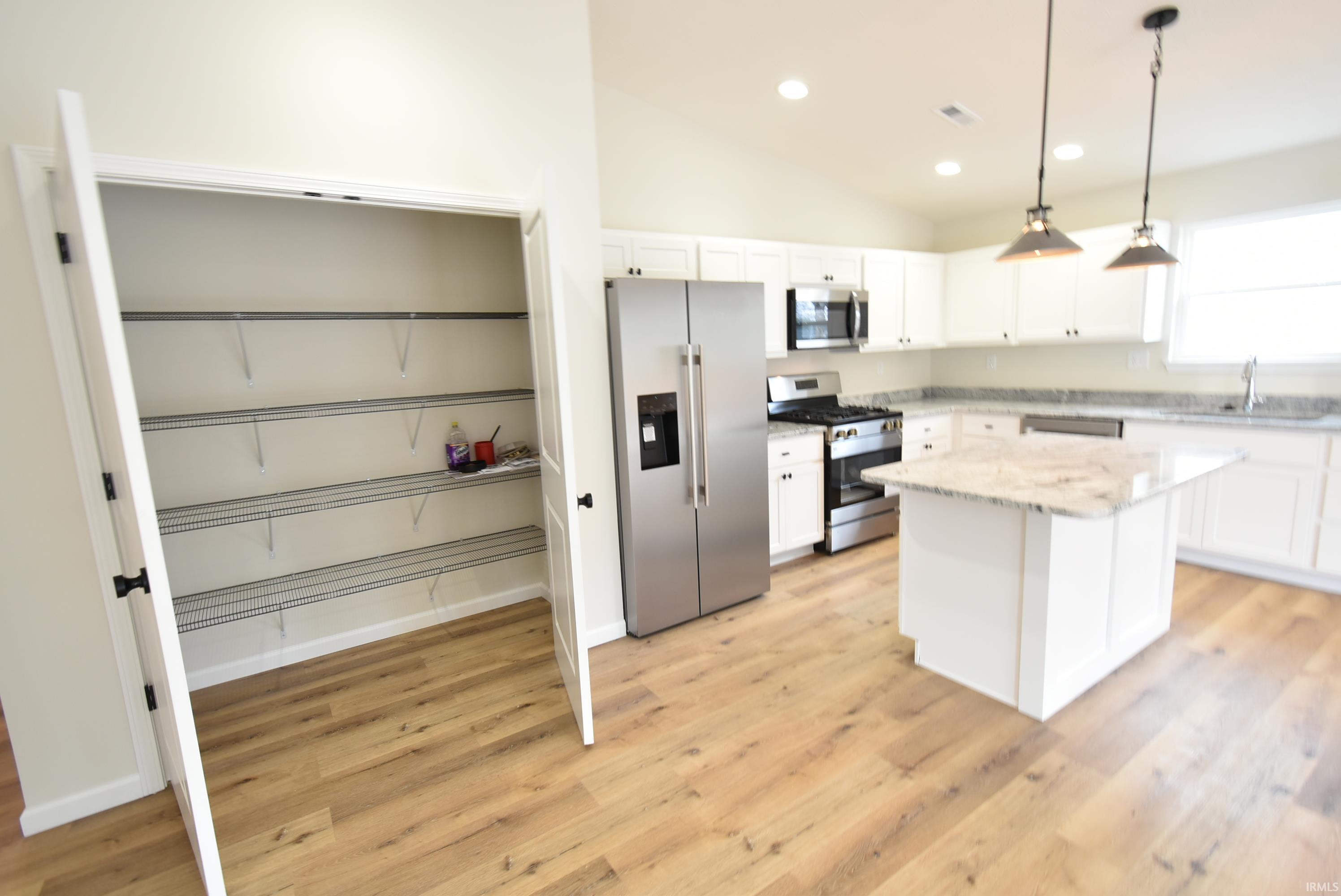 994 East 8th Street Fowler, IN 47944 - Photo 9 of 34