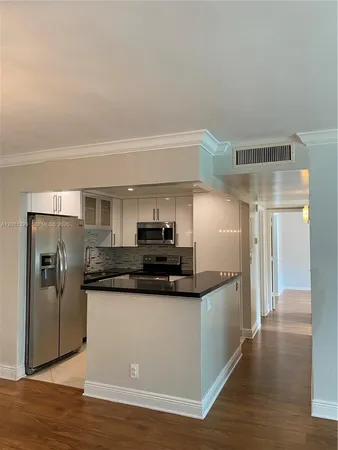 $2,200 | 700 Southeast 2nd Avenue, Unit 315, Deerfield Beach, FL 33441