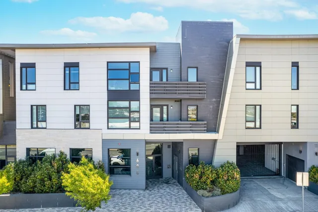 $1,099,000 | 600 El Camino Real, Unit 213, Belmont, CA 94002