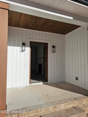 $489,000 | 107 Lancashire Lane, Seven Lakes, NC 27376