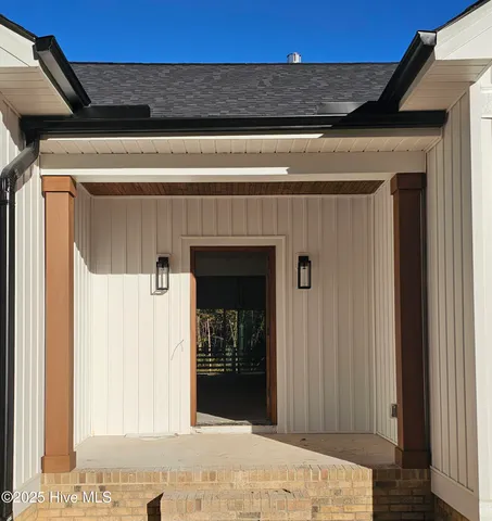 $489,000 | 107 Lancashire Lane, Seven Lakes, NC 27376